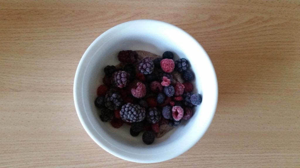 clean-breakfast-chia-pudding