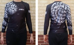 raven fightwear rash guard front back-2